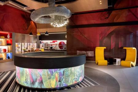 Aloft Al Mina, Dubai - 11