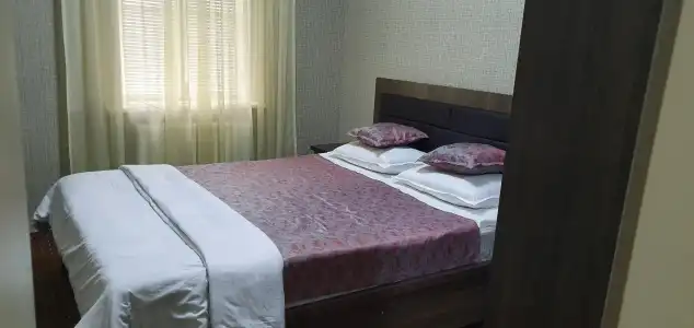 Status House - 0