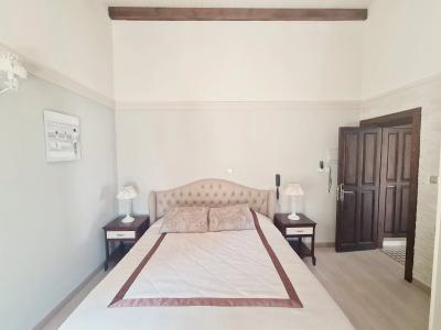 Sofia Boutique 9 - 232