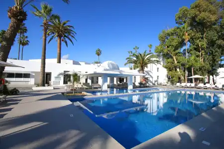 Les Orangers Garden Villas & Bungalows - 14