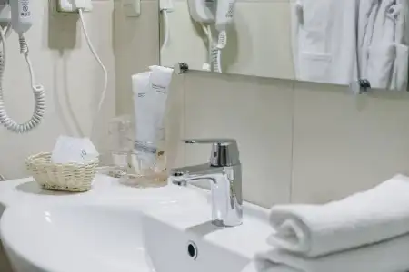 Gostinichnyij Kompleks Sosnovyij Bor - 33