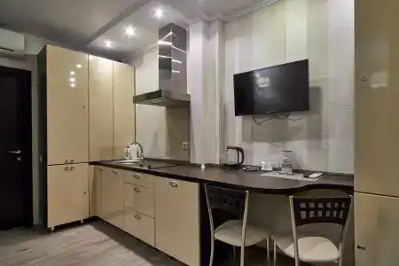 Pioner Lyuks - 20