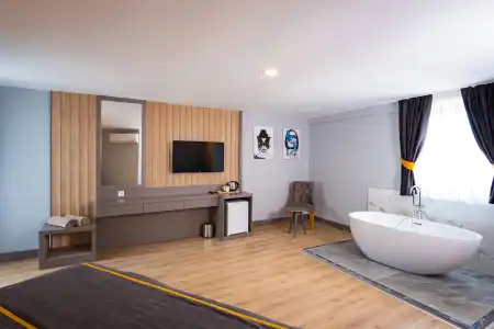 Saint Star Kemer - Adult Only +16 - 80