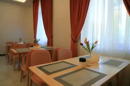 City Inn - 12