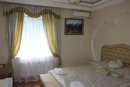 Lyuks - 24