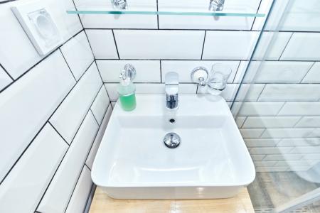 GrandWhite Apart - 103