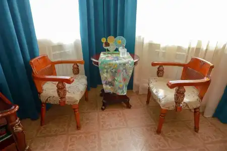 Manor House - 12