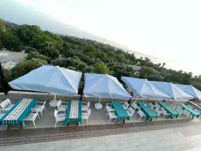 Beachway Side - 10