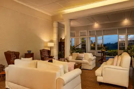 Castle Hill Bungalow Boutique - 17