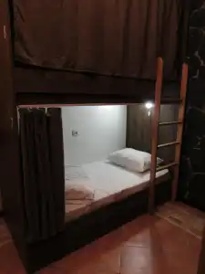Jan-Hostel Jan - 25
