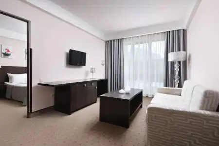 Plaza Spa - 9