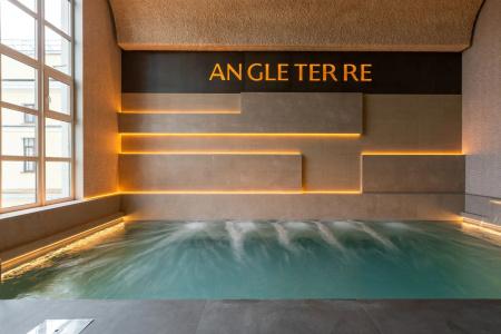 Angleterre - 25