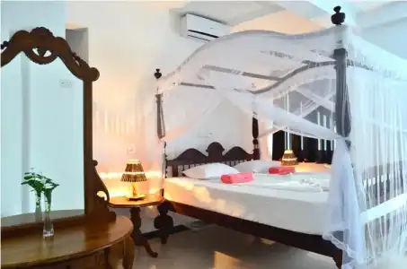 Sea View Beach Resort - 9