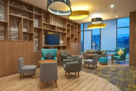 Holiday Inn & Suites SAIGON AIRPORT by IHG - 8