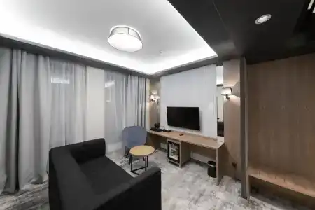 Megapolis Naberezhnaya - 79