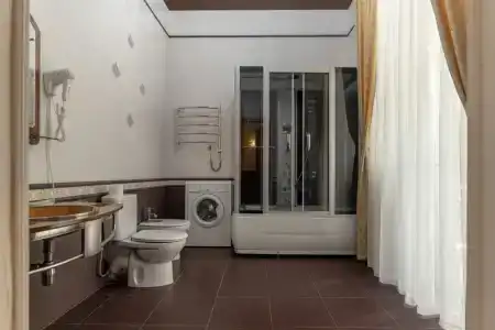 Odeon Guest House - 141