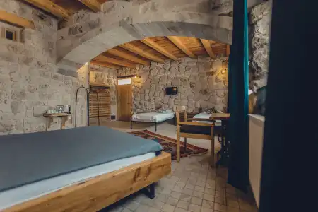 Pinhan Cave Suites - 123
