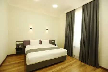 Parklane - 21