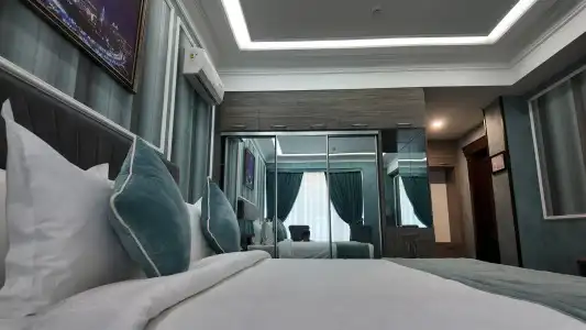 The Royal Mezbon & SPA - 60