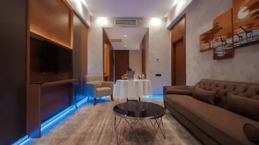 Midtown - 6