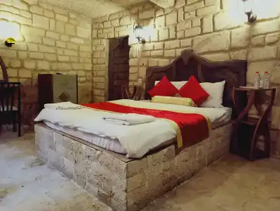 Stone Age Mansion - 114