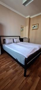 Arm Hostel - 72
