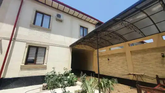 Fayzli GuestHouse - 0