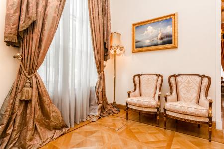 Petroff Palace Boutique - 15