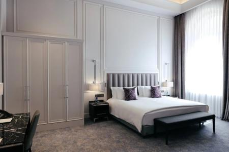 Cosmos Selection Saint-Petersburg Italyanskaya - 162