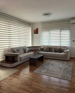 Rix Apartments - 125