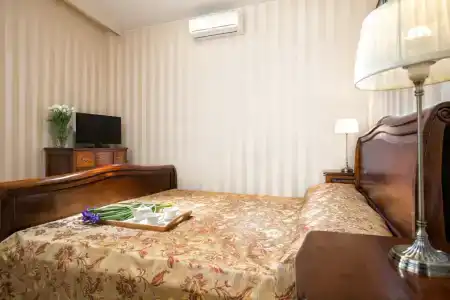 Dolphin Resort by Stellars, - 85