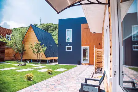 Nasha Dacha - 1