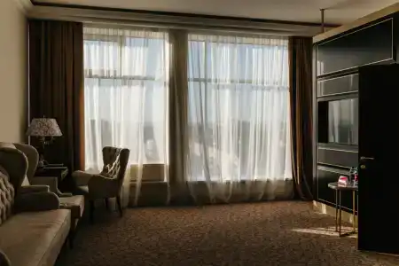 7 Avenue and SPA - 77