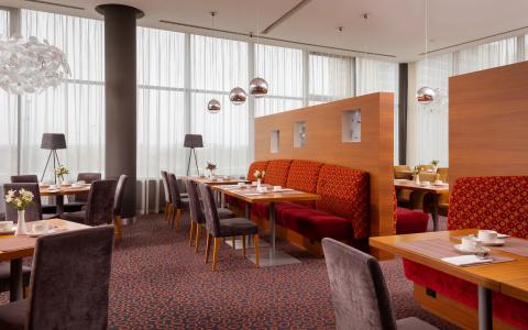 Crowne Plaza St.Petersburg Airport, an IHG - 10