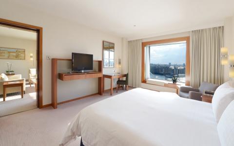 Canary Riverside Plaza - 77