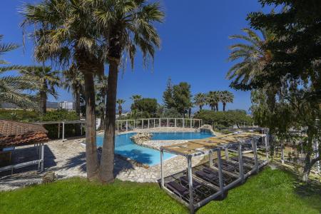 Latchi Family Resort - 4