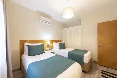 Dorman Suites - 72