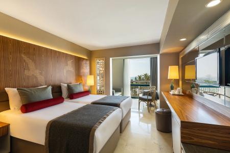 Paloma Perissia - 29