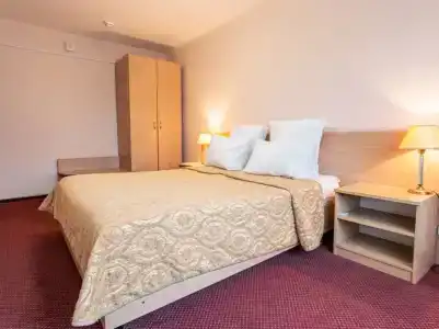 Akademicheskaya - 74