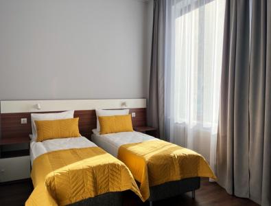 Demokrat na 9-oy Sovetskoy 5A - 118