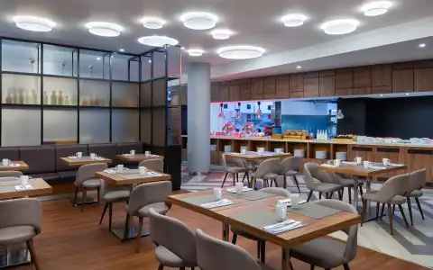 Cosmos Moscow Paveletskaya - 4