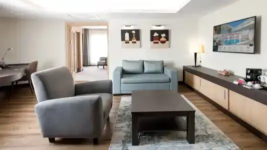 Ramada Plaza by Wyndham Istanbul City Center - 60