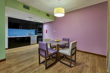 Ramada & Suites by Wyndham Dubai JBR - 127