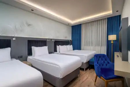 Best Western Premier Hidden Hills - 22