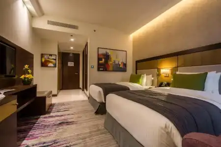 Golden Tulip Media - 5