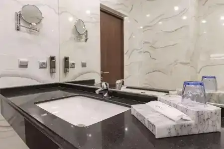 Best Western Plus - 28