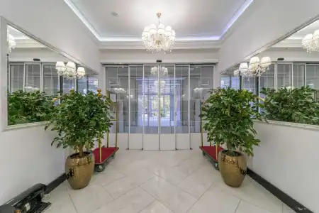7 Avenue and SPA - 39