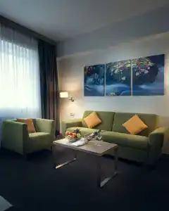 Wyndham Garden - 65