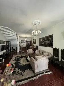 Queen-Batumi - 1