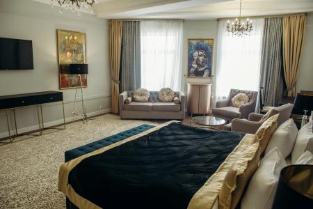 Royal BV Boutique-hotel - 7